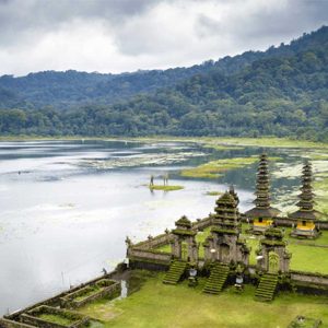 bali twin lake jungle